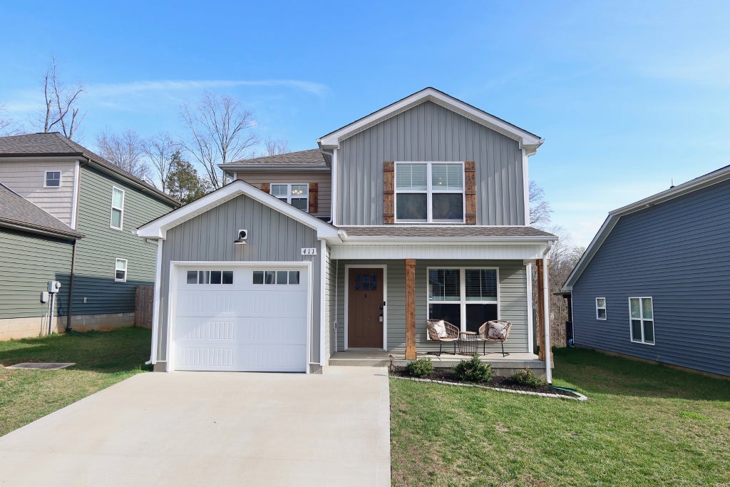 411 Hillside Dr, Clarksville