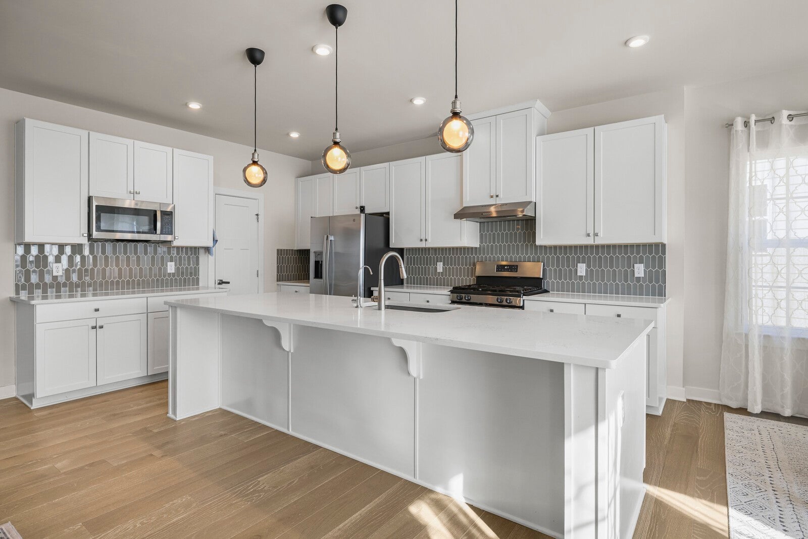 Photo of Listing #3127168