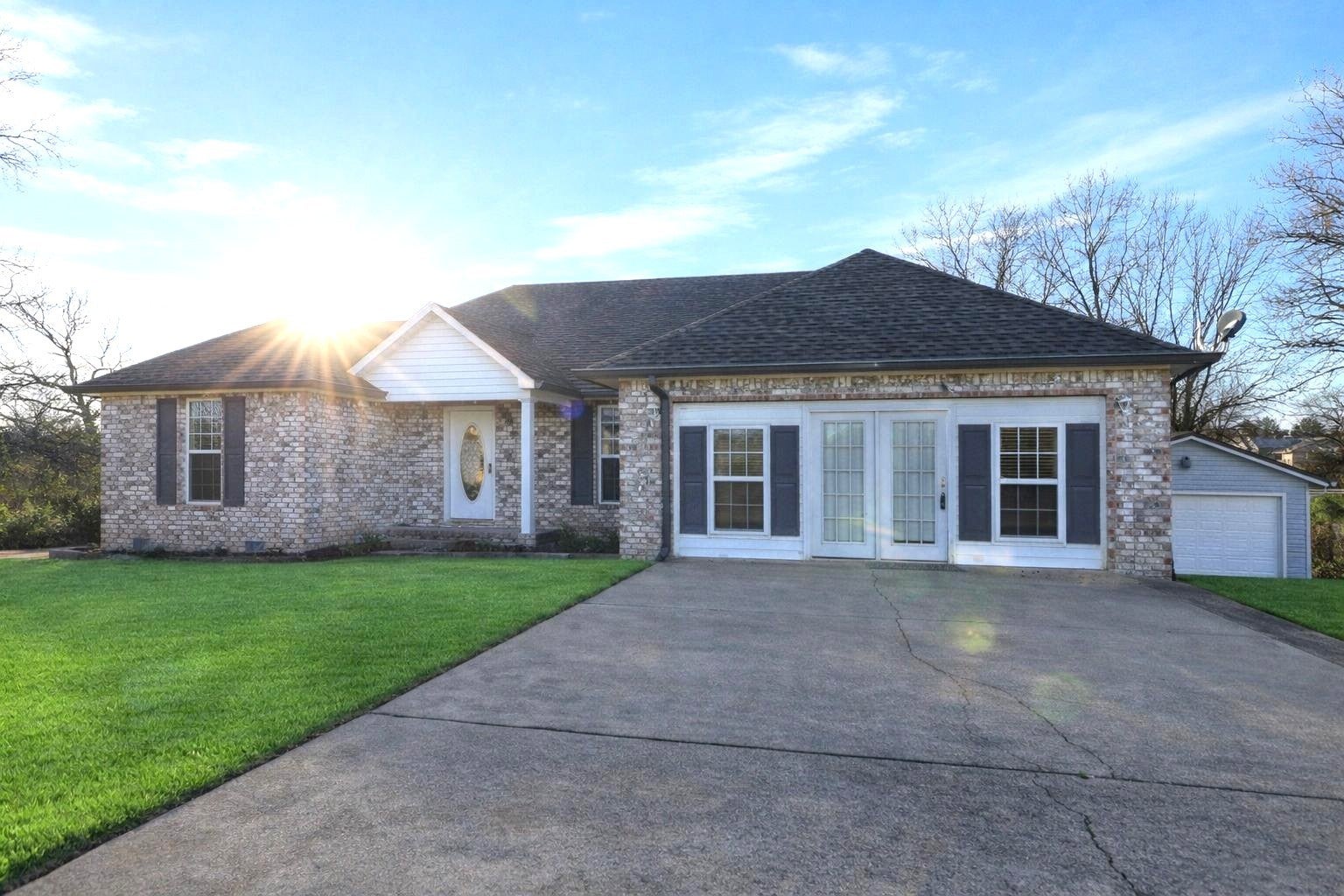 Photo of Listing #3127645