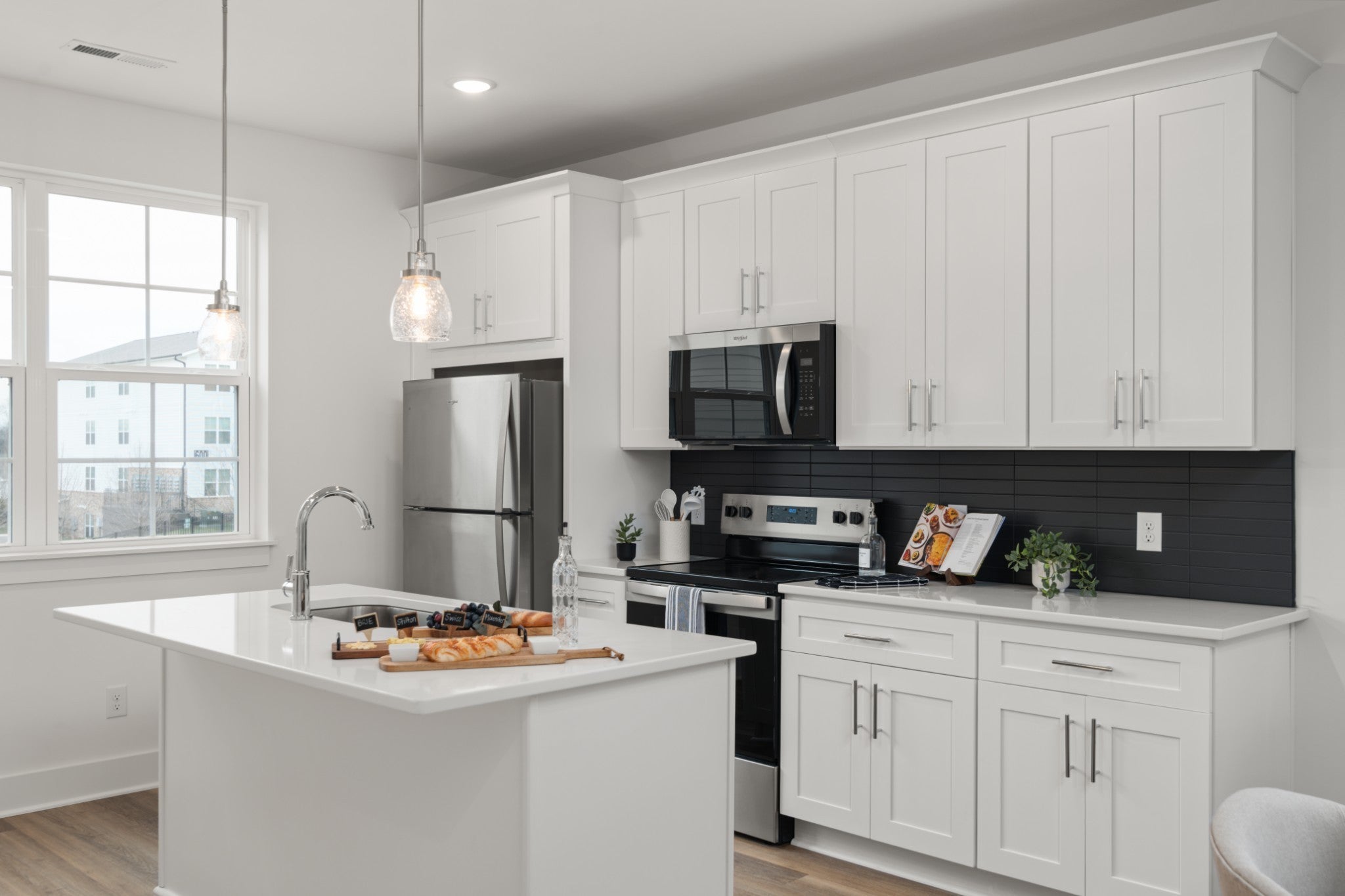 Photo of Listing #3127759