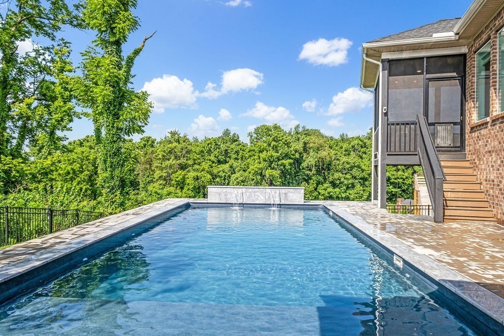 Photo of Listing #3128014