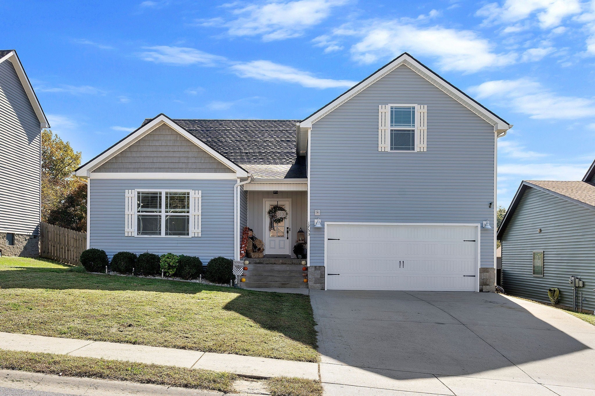 Photo of Listing #3128100