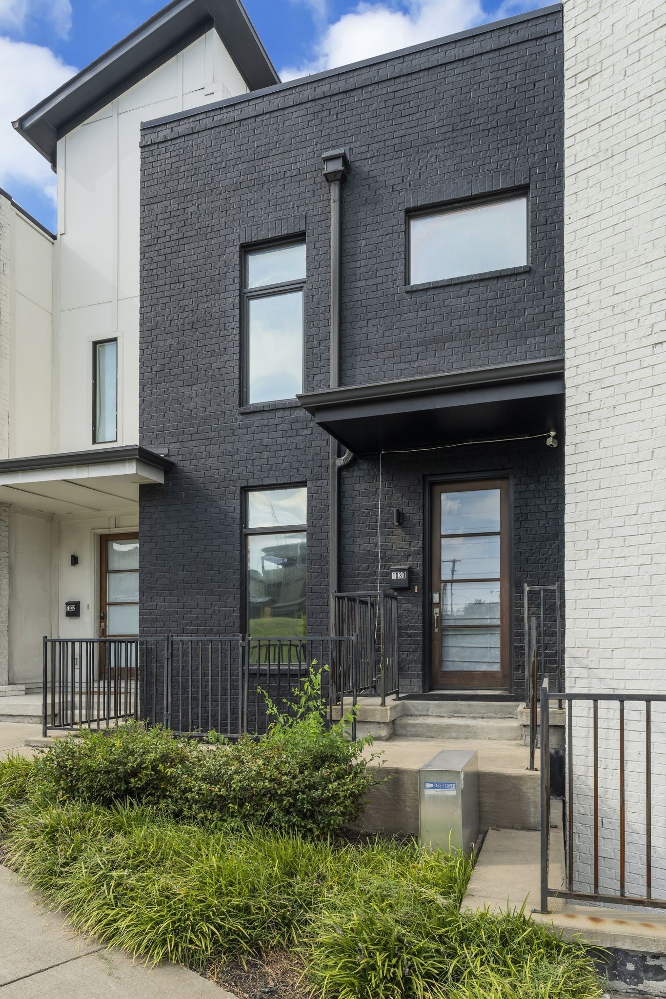 Photo of Listing #3128446