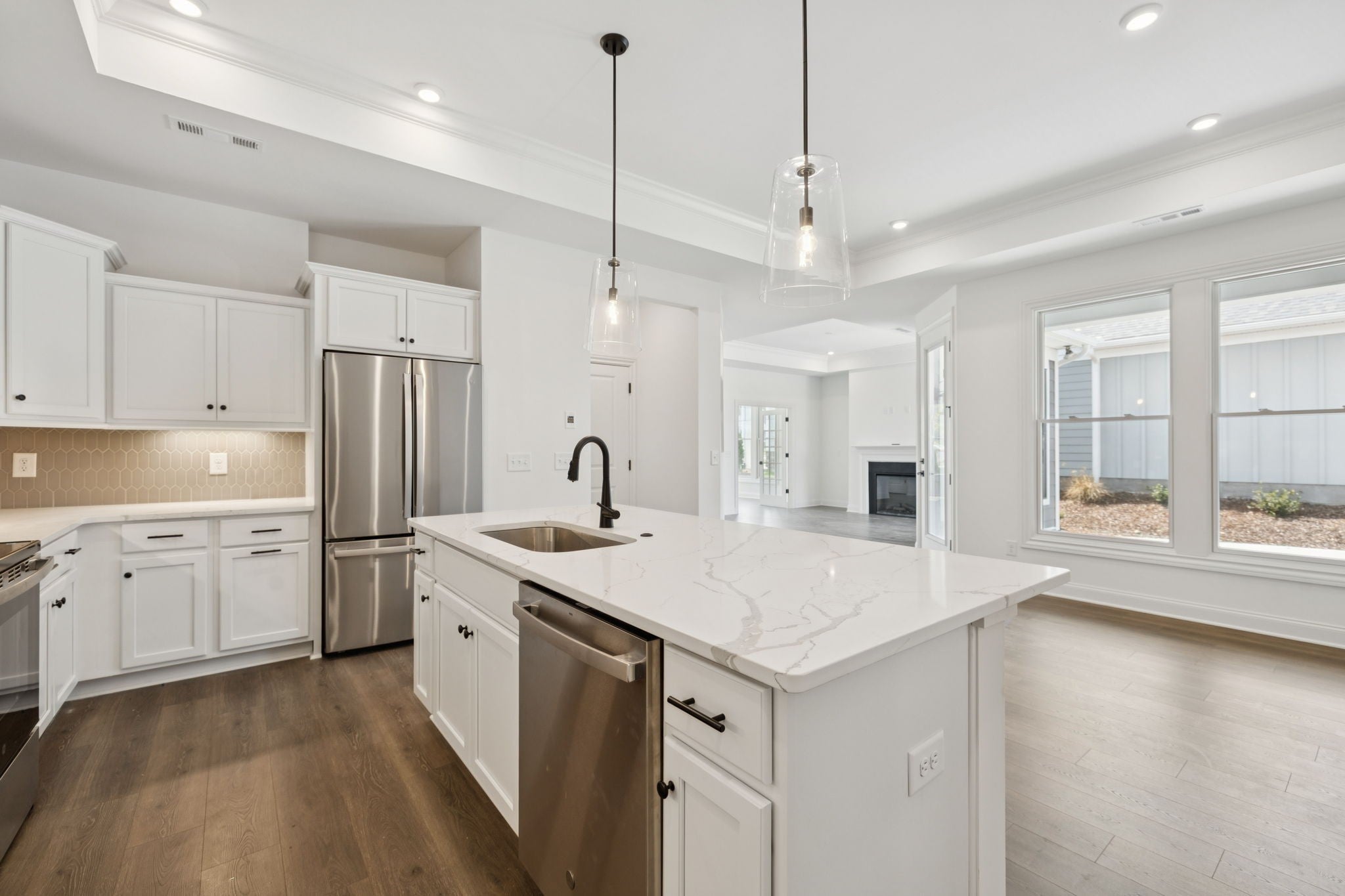 Photo of Listing #3128488