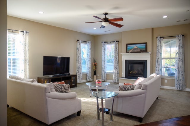 201 Cooper Ledge Cir, Franklin