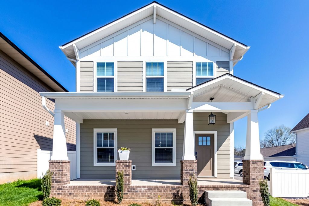 309 Jasmine Park, Hermitage