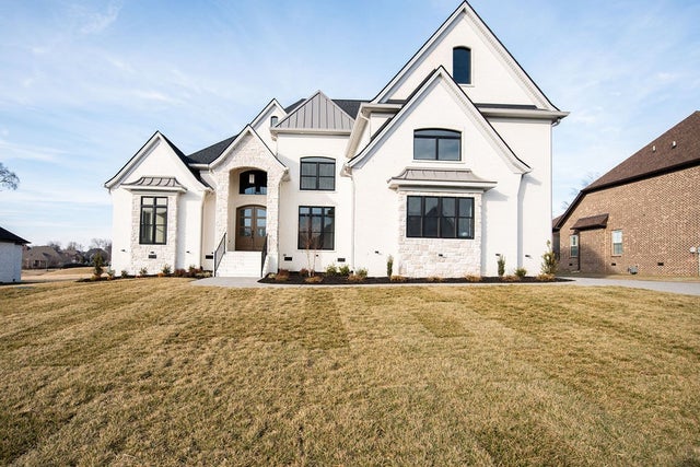 859 Harrisburg Ln, Mount Juliet