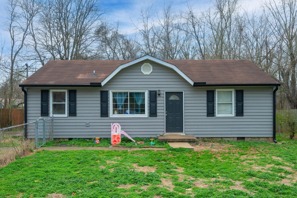 216 Tobacco Rd, Clarksville