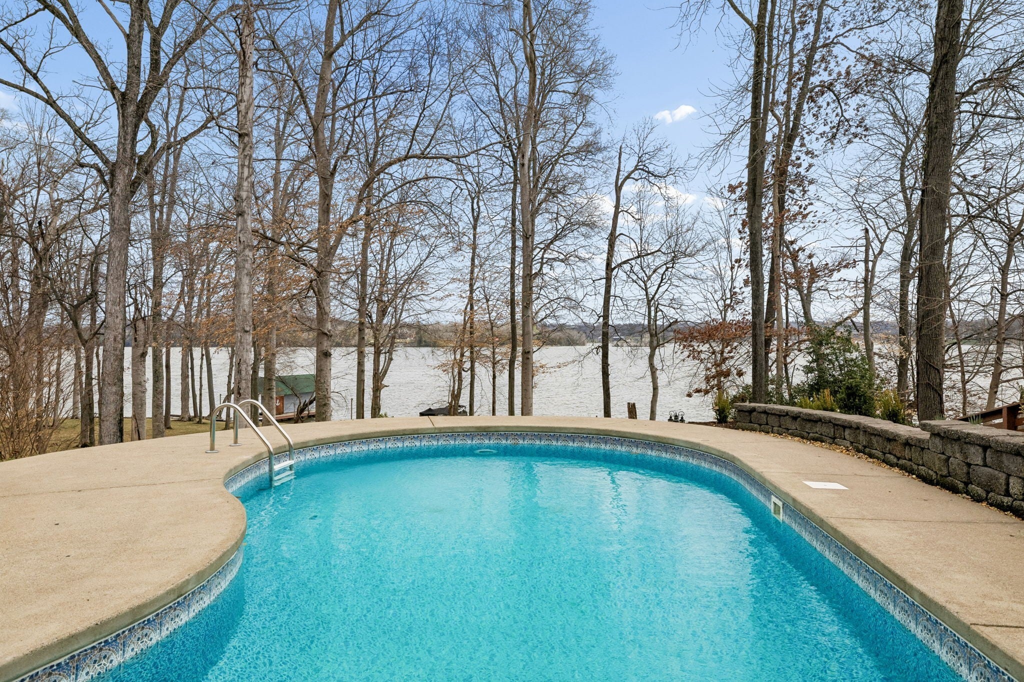 Photo of Listing #3129529