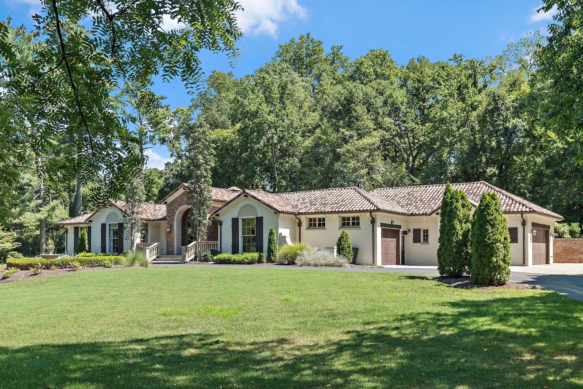 Photo of Listing #3129547