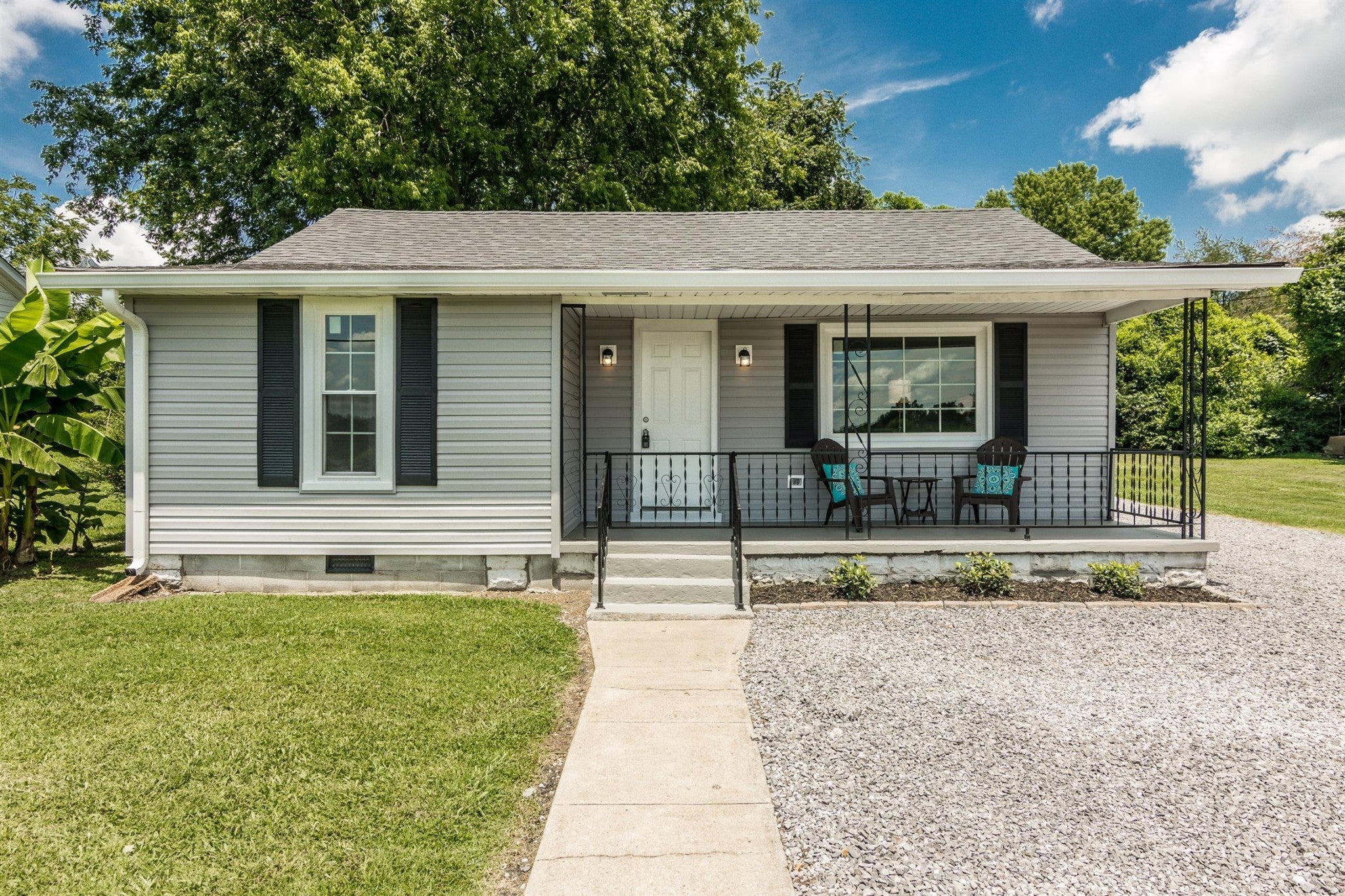 Photo of Listing #3129551