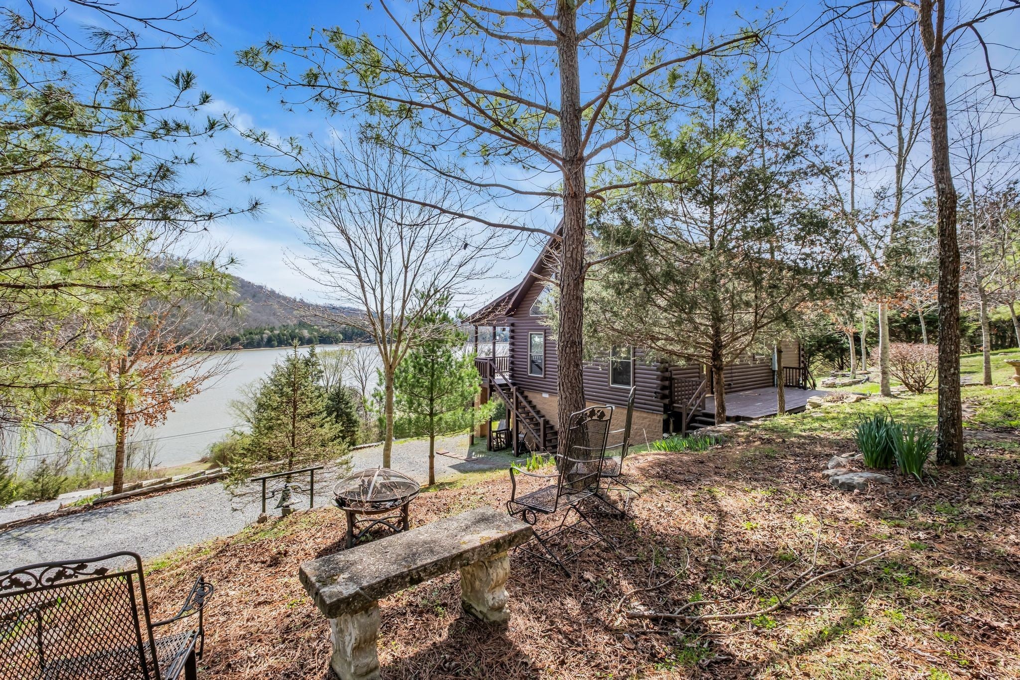 Photo of Listing #3129557