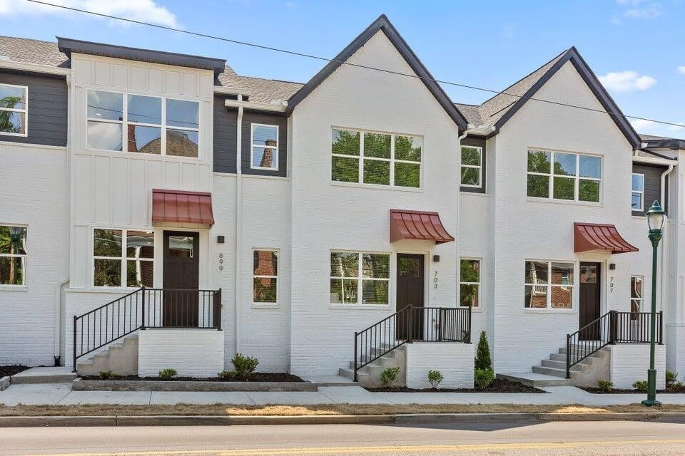 Photo of Listing #3129641