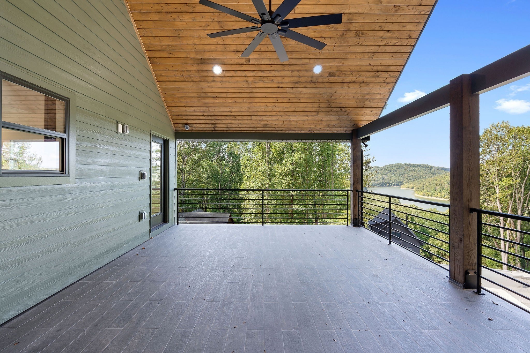 Home for sale in 2405 Shoreside Dr Smithville, TN