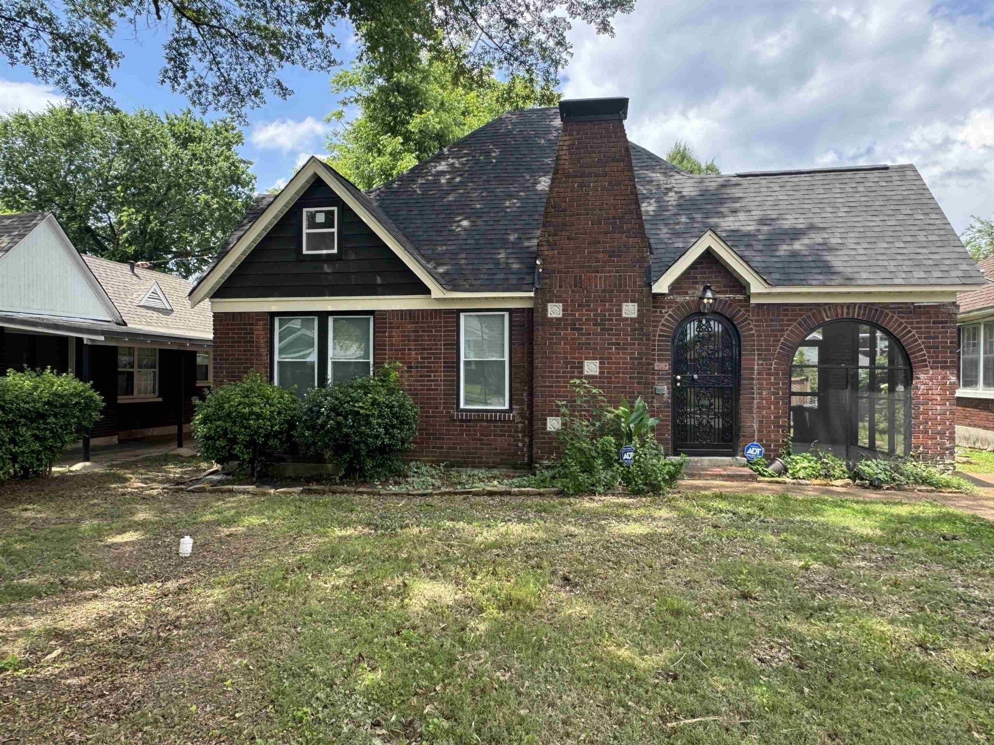 Photo of Listing #3129749