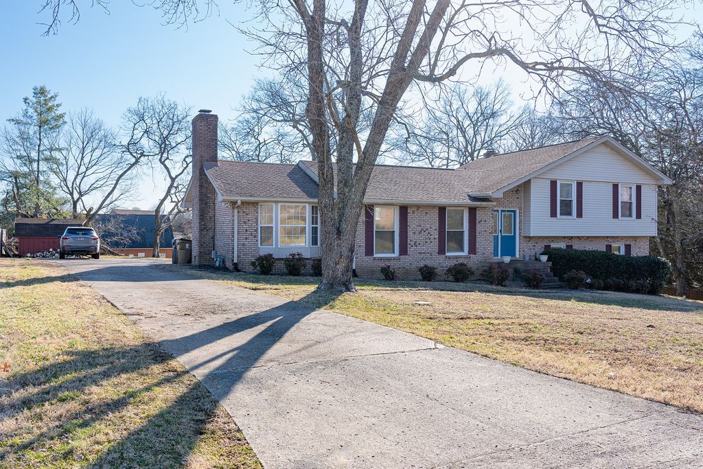 1005 Emily Dr, Goodlettsville
