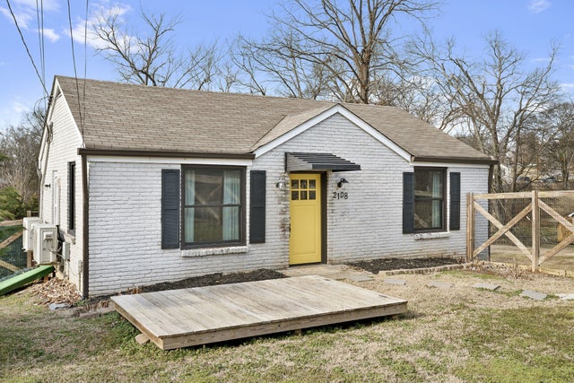 2108 Jones Cir, Nashville
