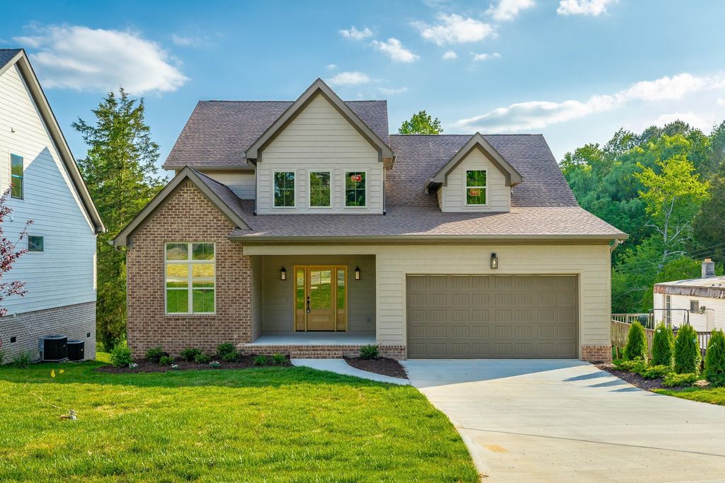 676 Courtney Lane, Chattanooga