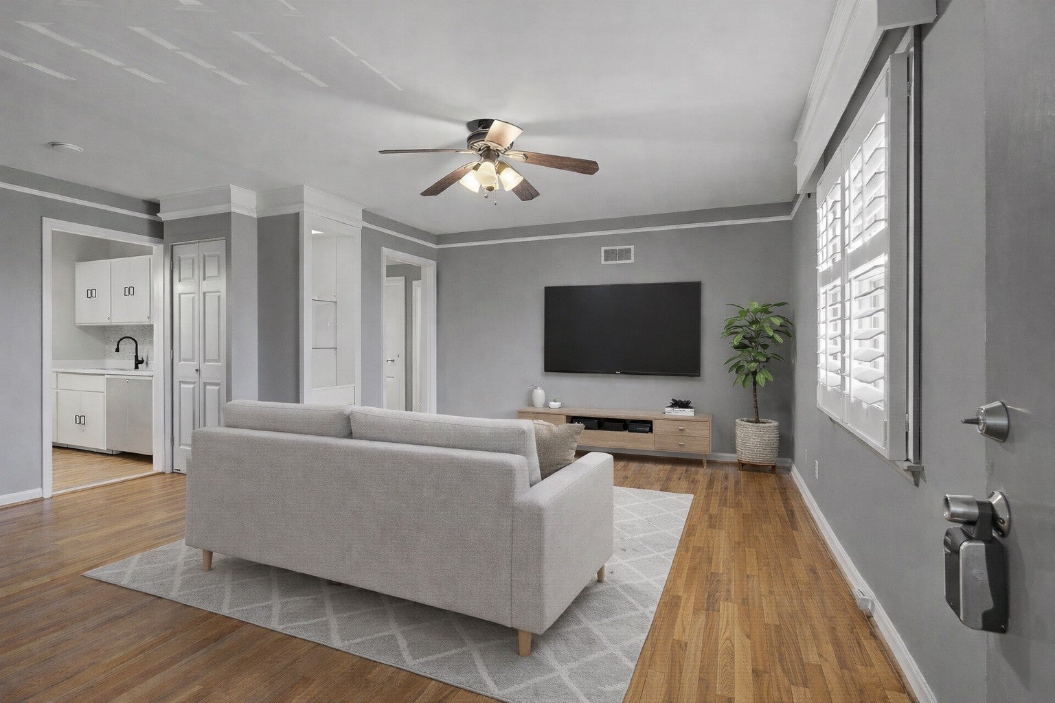 Photo of Listing #3130833