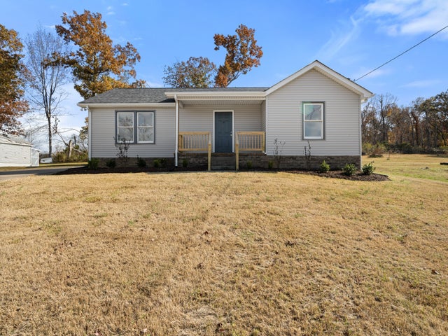 978 Long Beech Dr, Clarksville