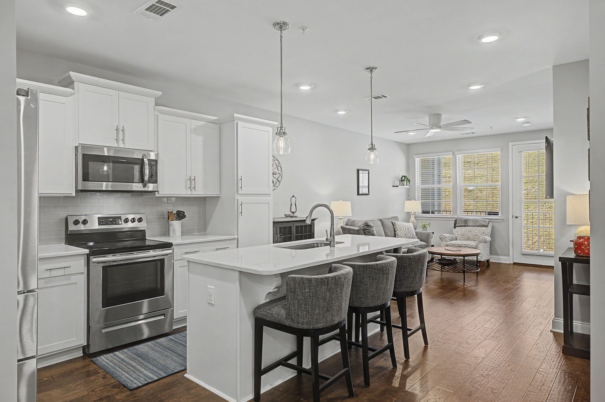 Photo of Listing #3131130