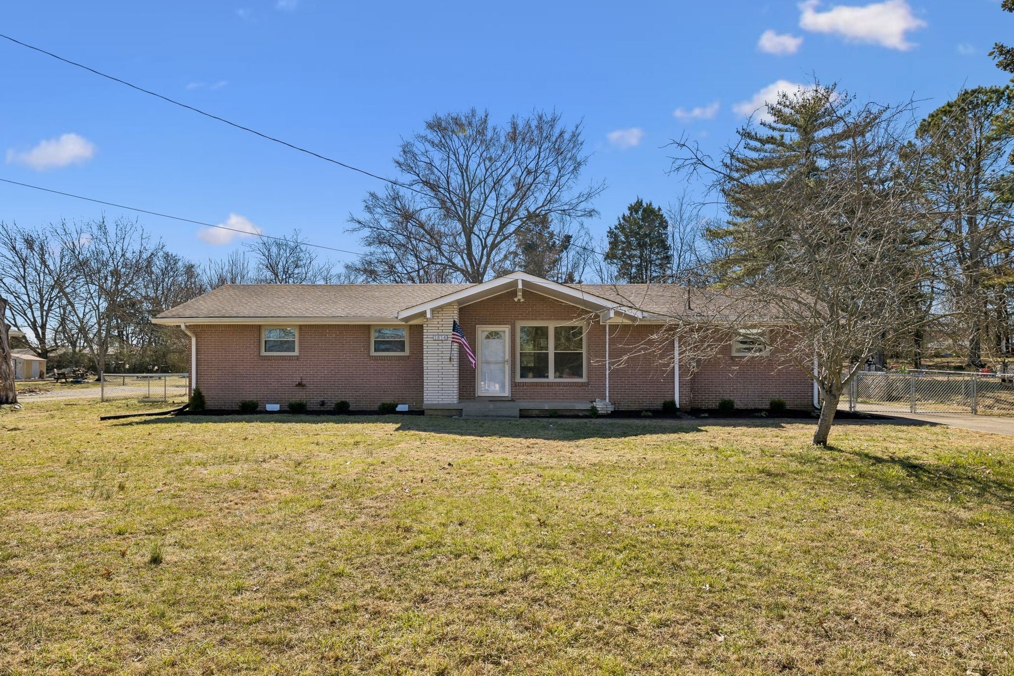 Photo of Listing #3131144