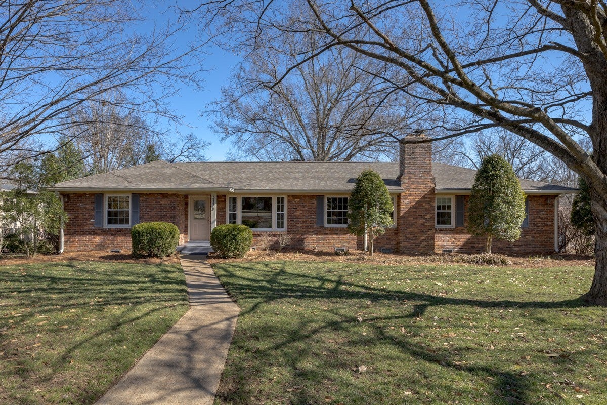 Home for sale in 5132 Overton Rd Nashville, TN