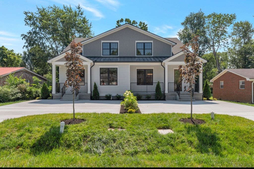 1303 Chickering Dr 101 And 102, Franklin