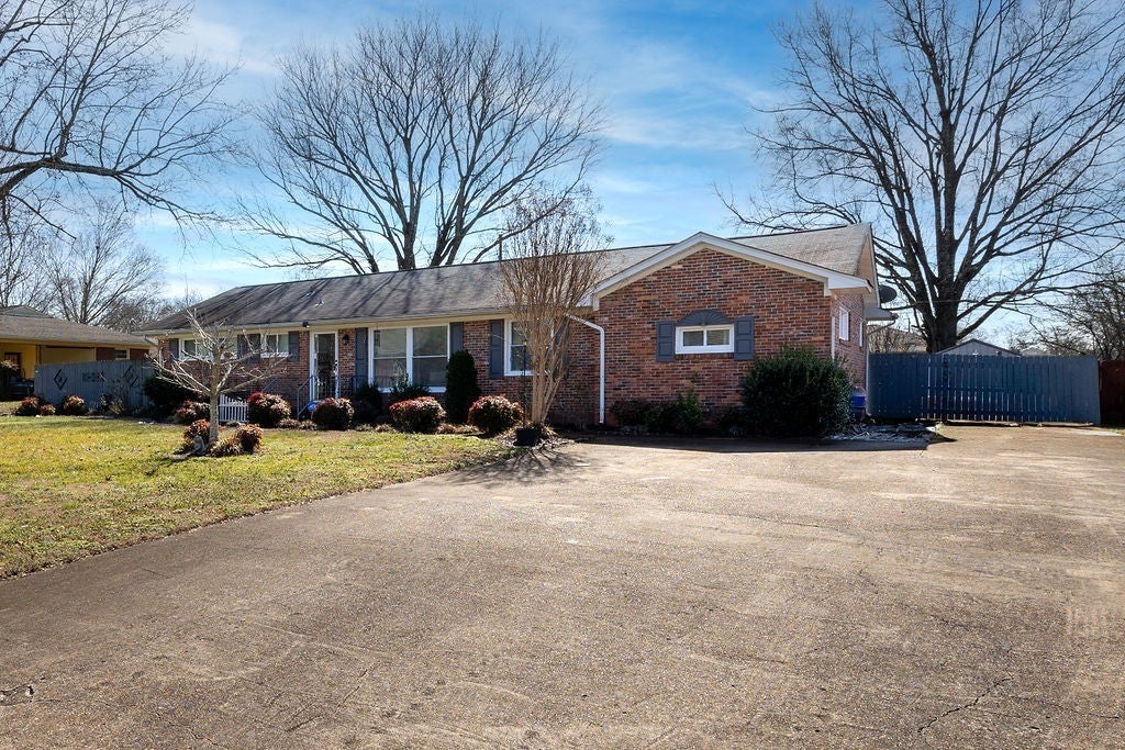 Photo of Listing #3131544