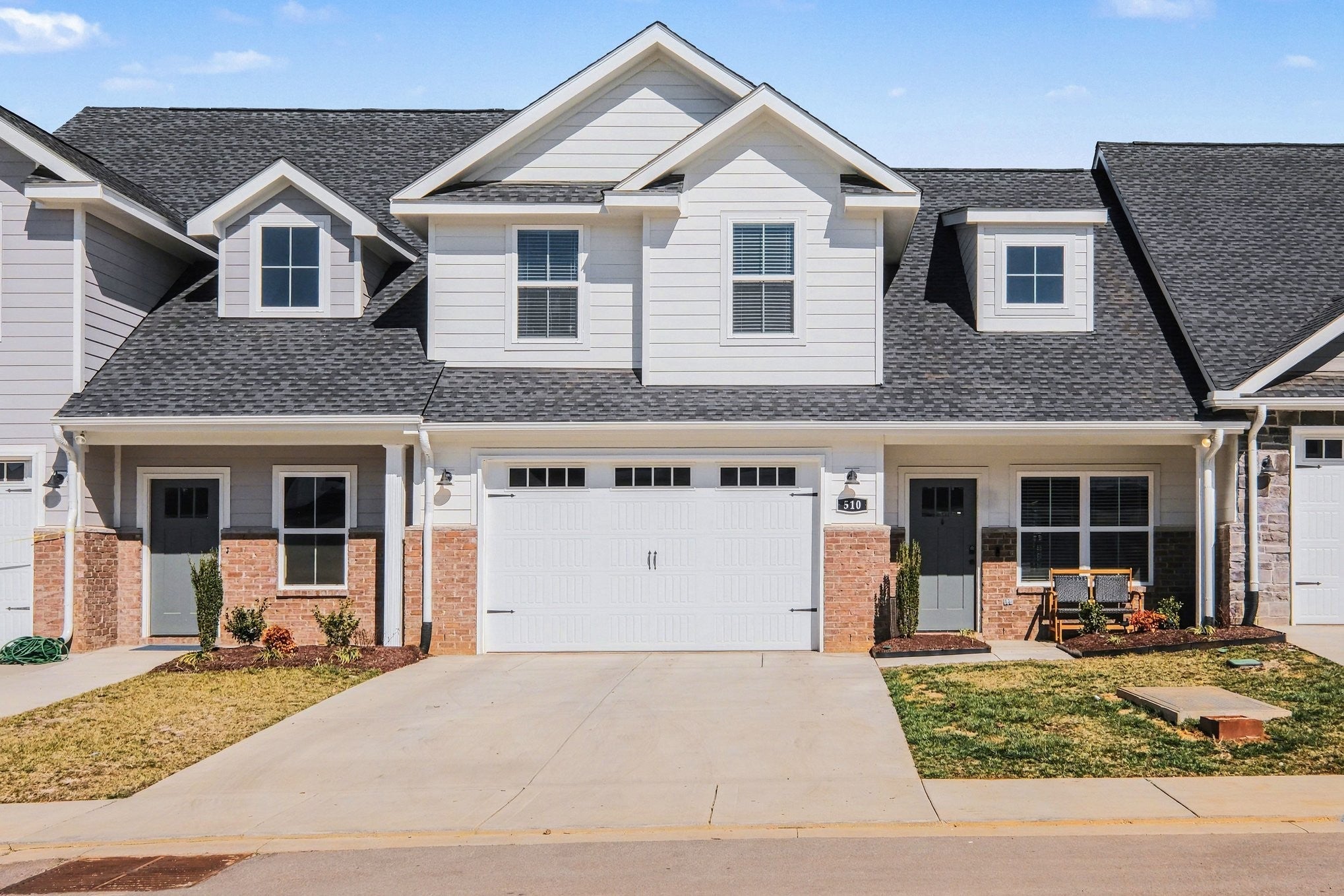 Photo of Listing #3131603