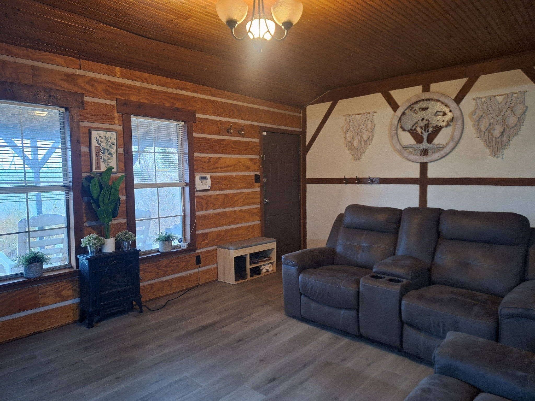 Photo of Listing #3131656