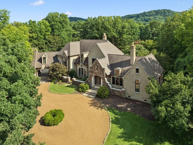 1011 Gateway Ln, Nashville