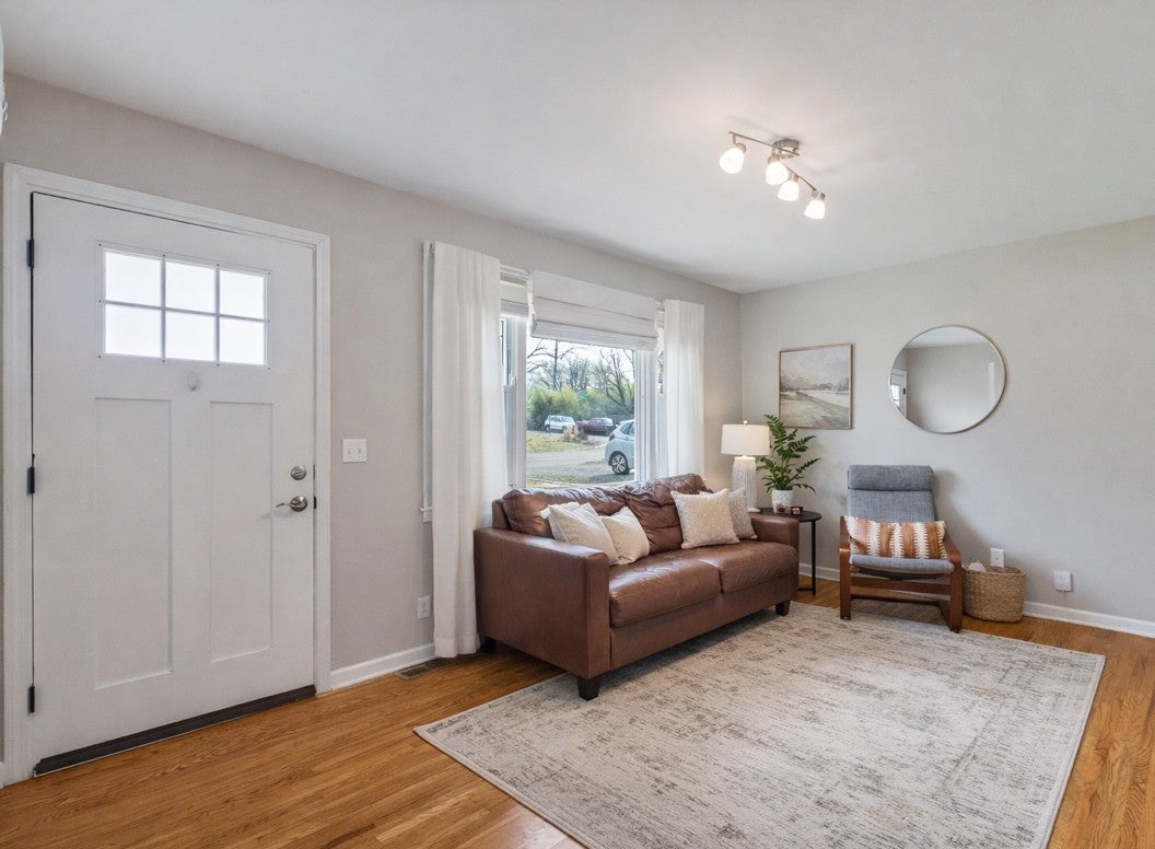 Photo of Listing #3131876