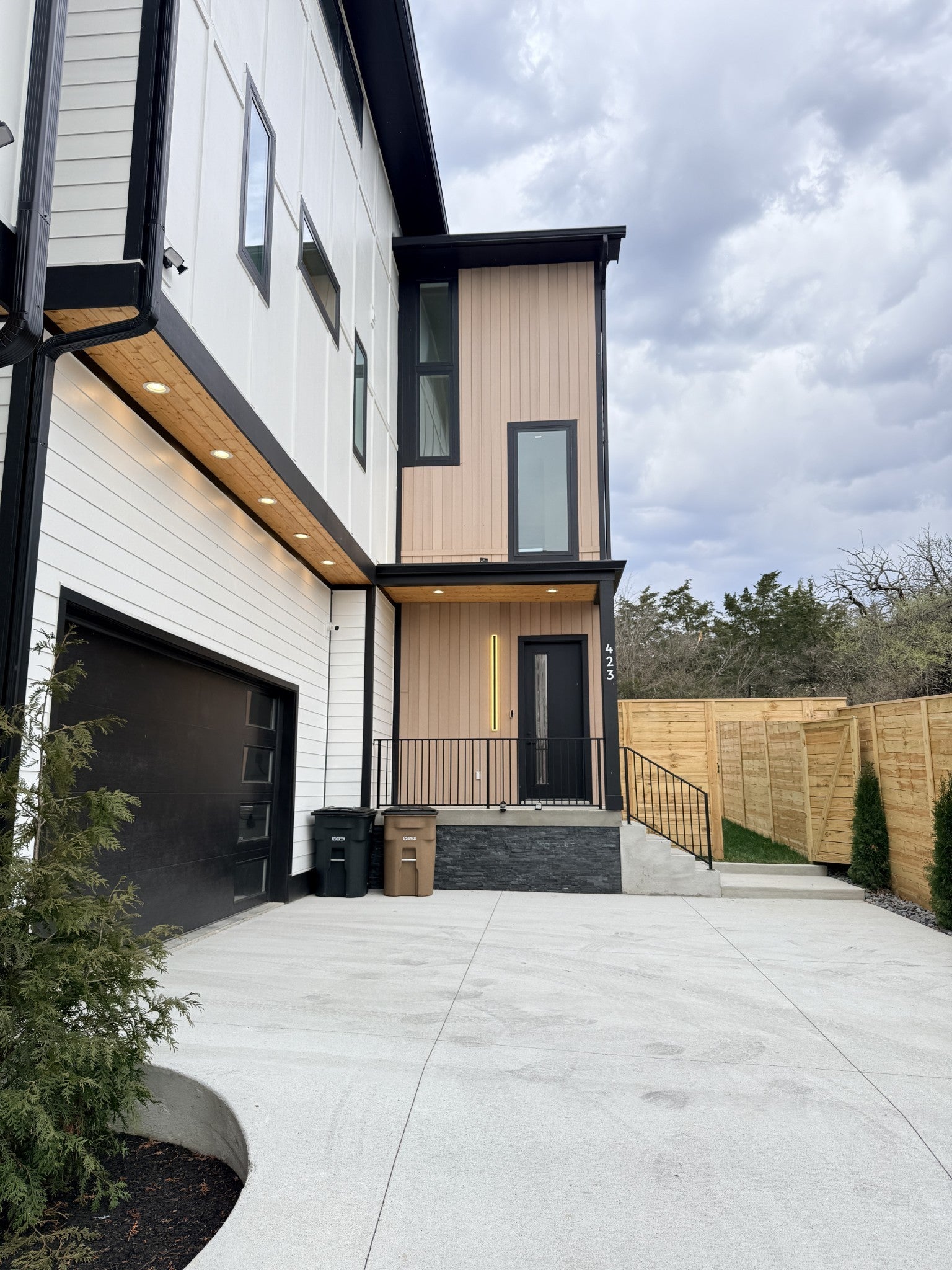 Photo of Listing #3132046