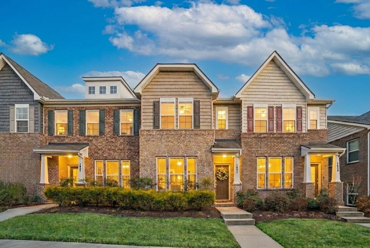 Photo of Listing #3132323