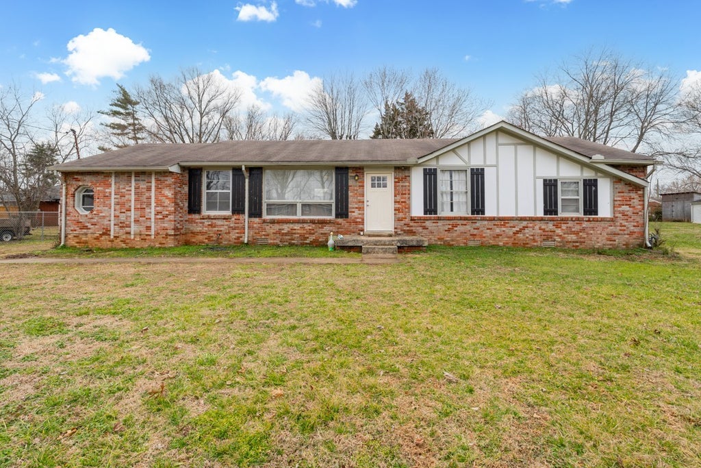 1610 Bartway Dr, Murfreesboro