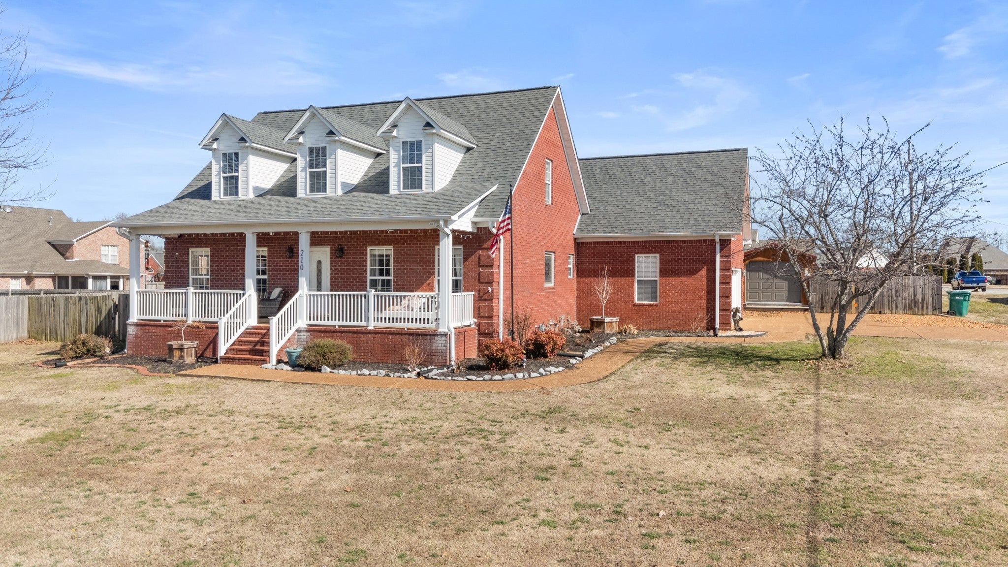 Photo of Listing #3132605