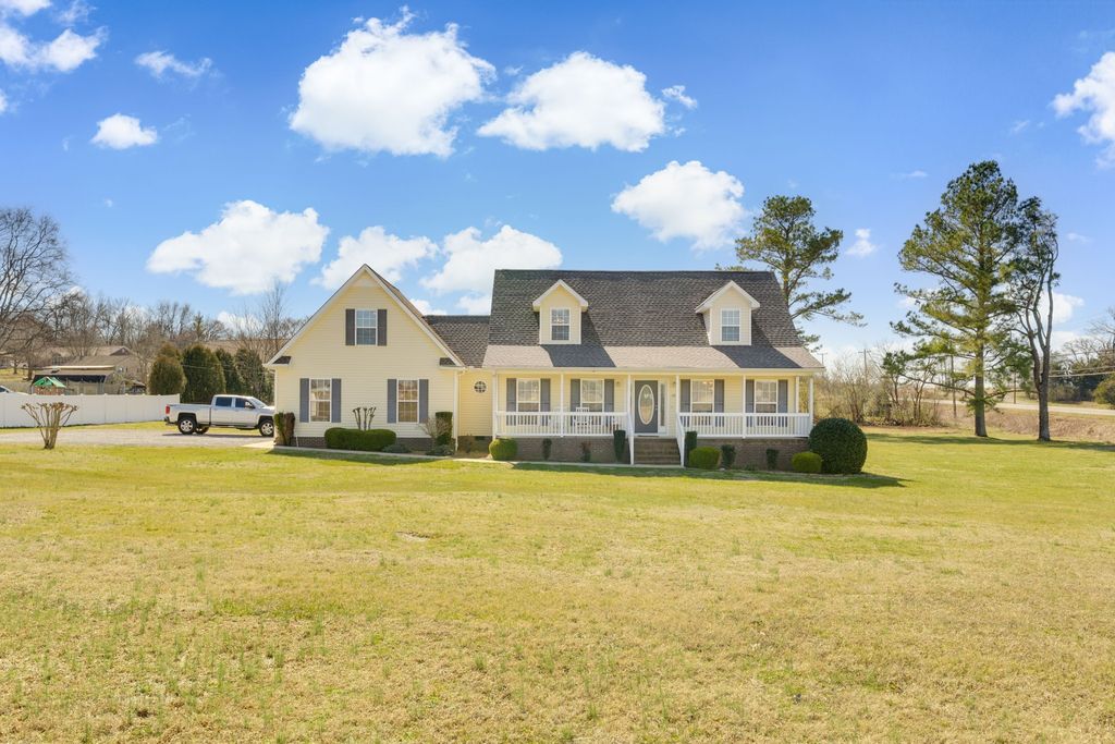100 Creighton Pl, Shelbyville