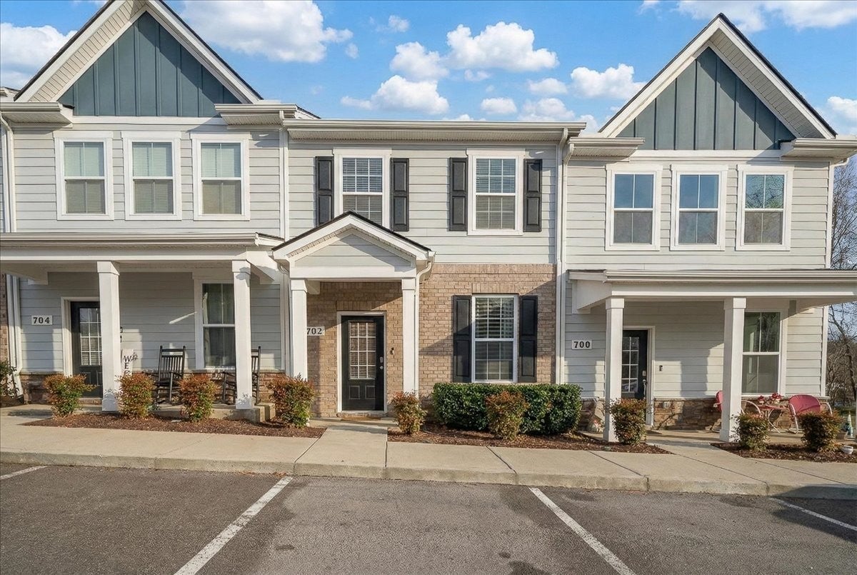 Photo of Listing #3132737