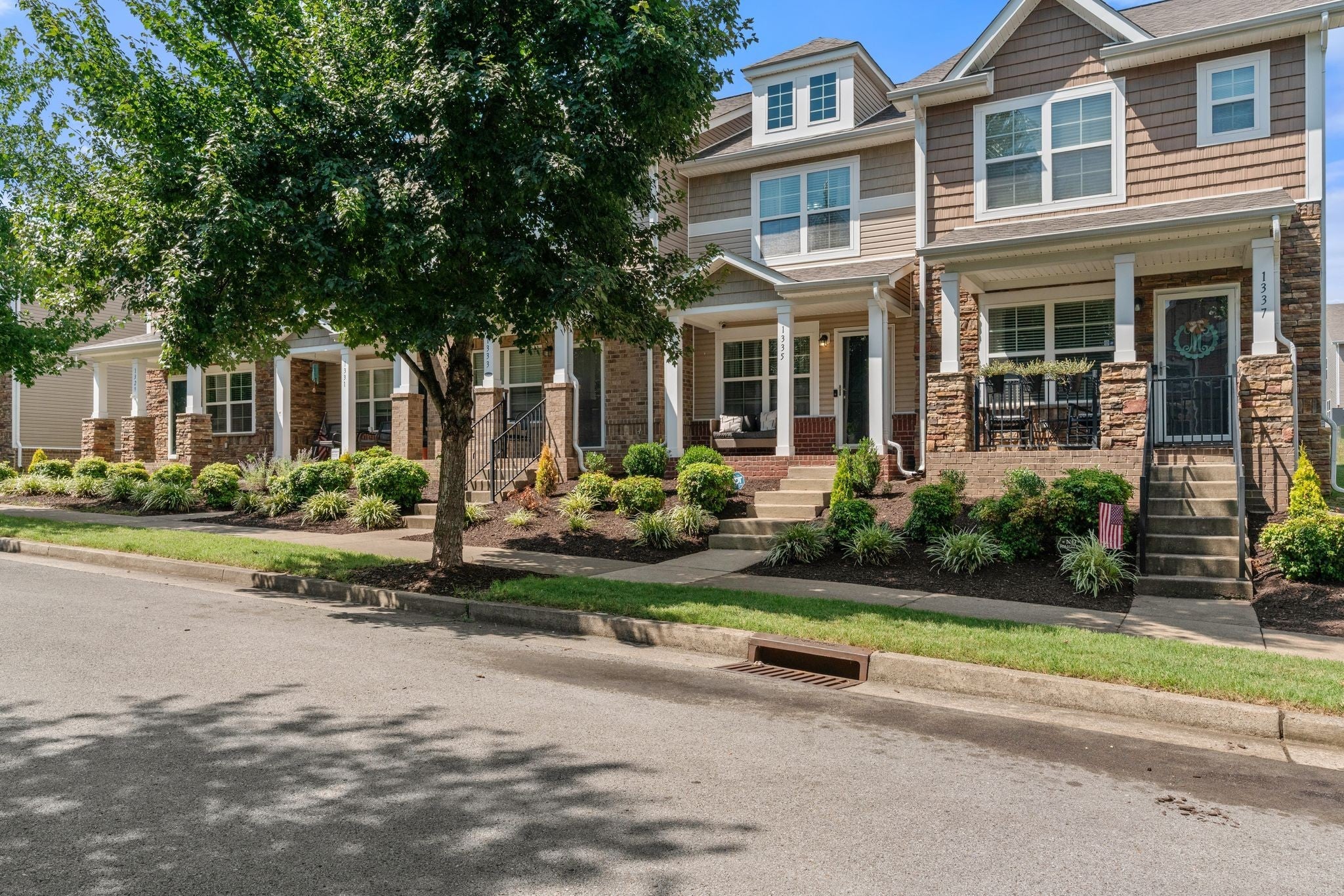 Photo of Listing #3132796