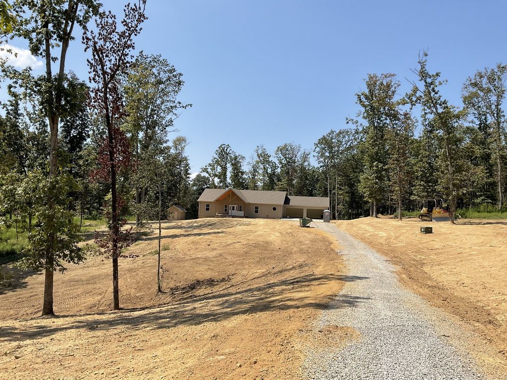 5 Rocky Top Lane, Erin