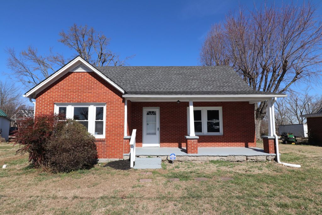 400 Meador Dr, Lafayette