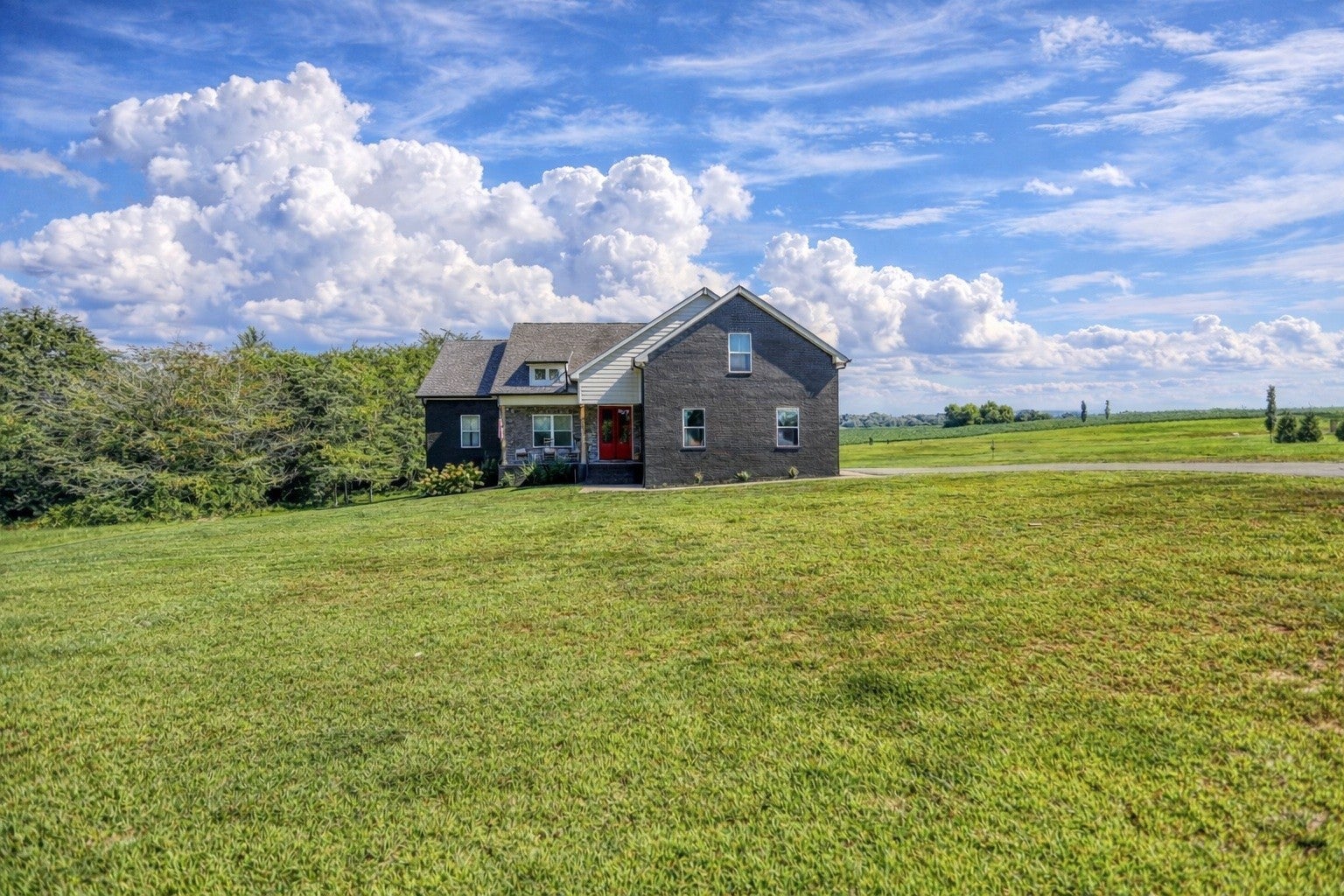 Photo of Listing #3133528