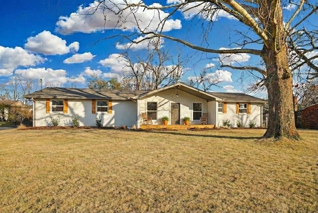 172 Gatone Dr, Hendersonville