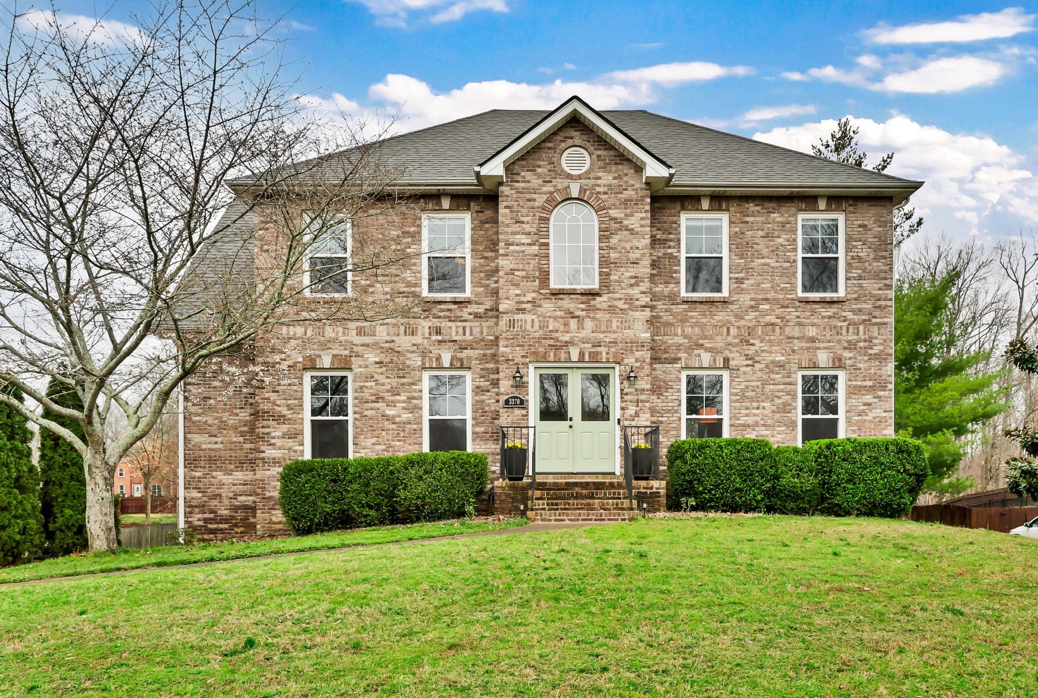 Photo of Listing #3133884