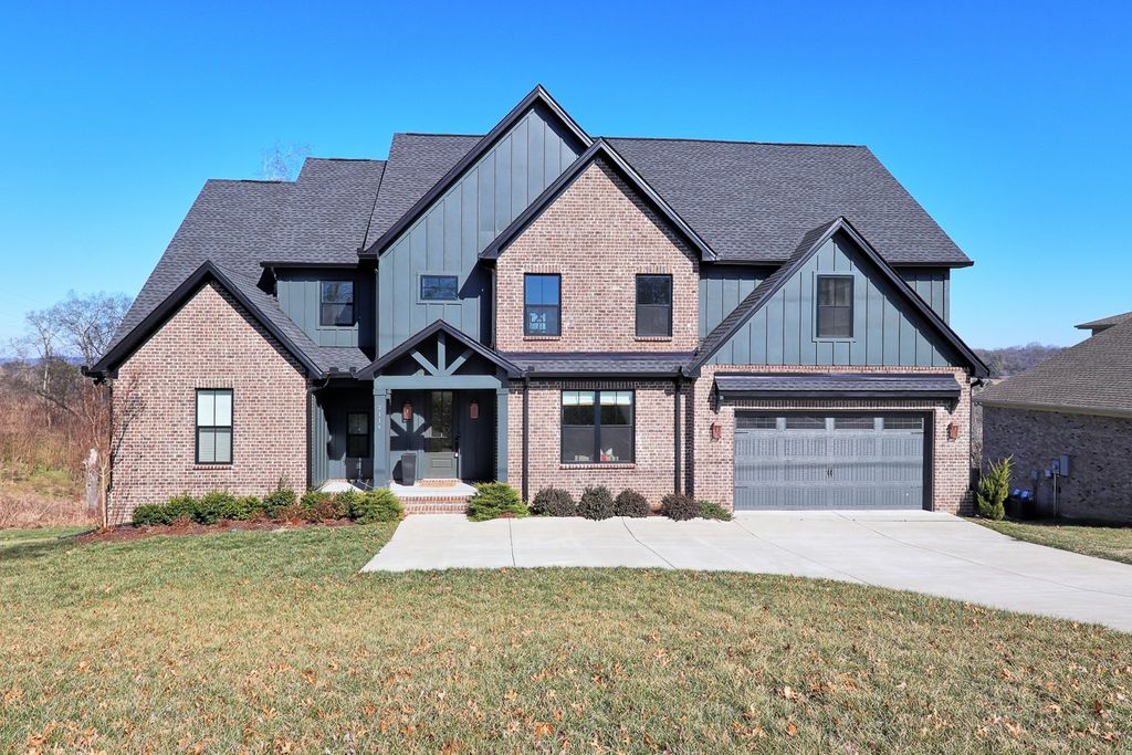 2114 Alpine Dr, Columbia