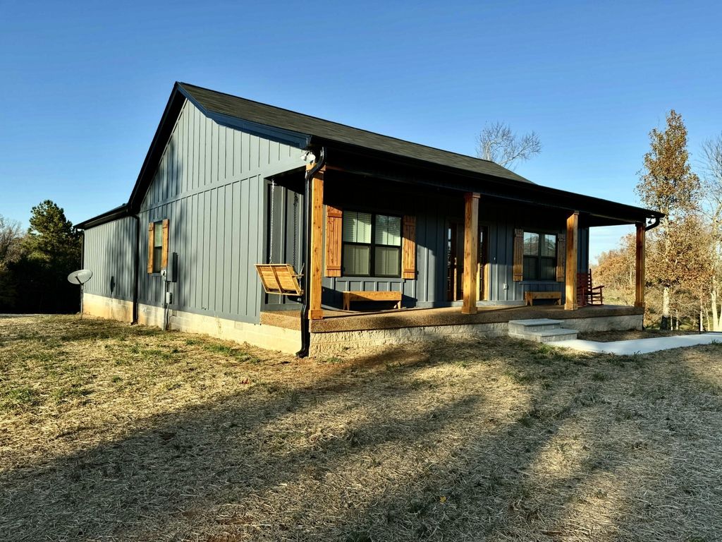 9461 Short Mountain Rd, Smithville