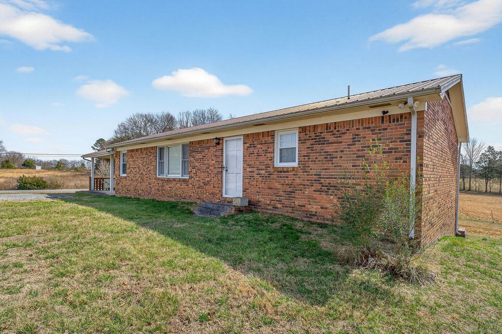 468 Green Hill Rd, Smithville