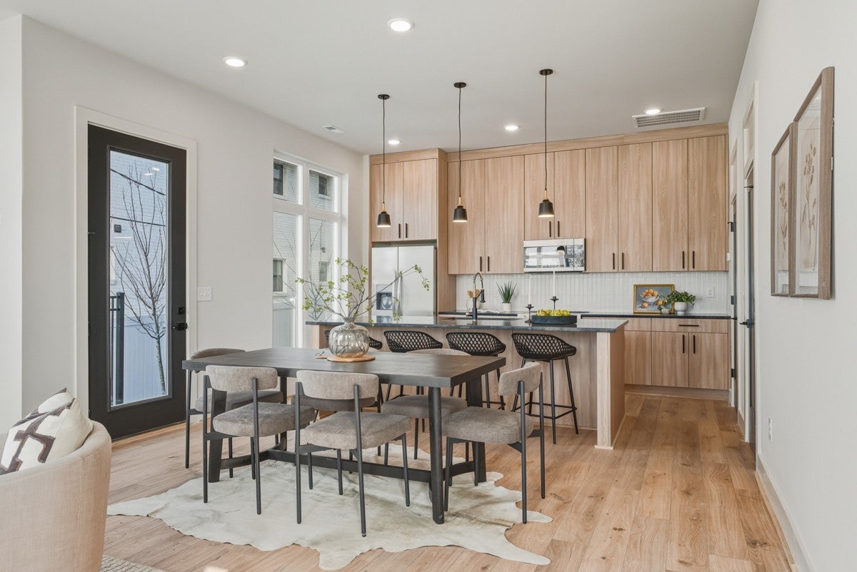 Photo of Listing #3134679