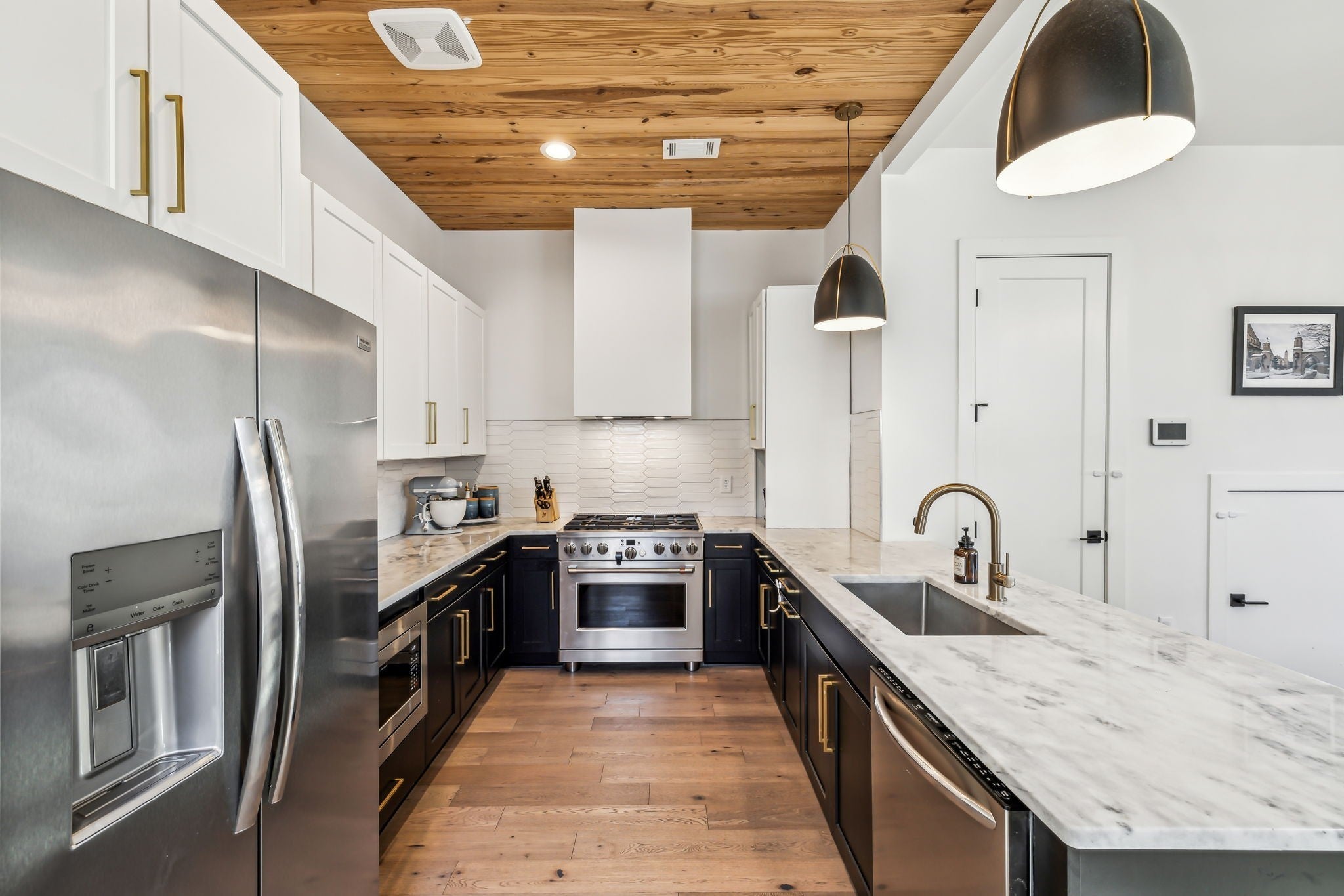 Photo of Listing #3135109